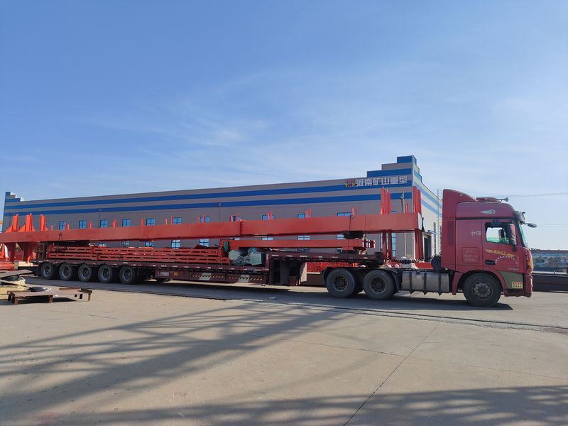 電動葫蘆門式起重機  2臺 MHxh10t—24m 制作完成，發(fā)往湖北交付客戶使用