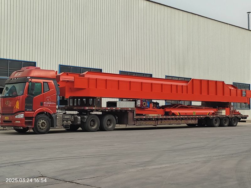 通用橋式起重機 QDXX32/5t—19.5m 電動單梁橋式起重機 2臺 LD10t—16.5m 制作完成，發(fā)往河北石家莊交付客戶使用。